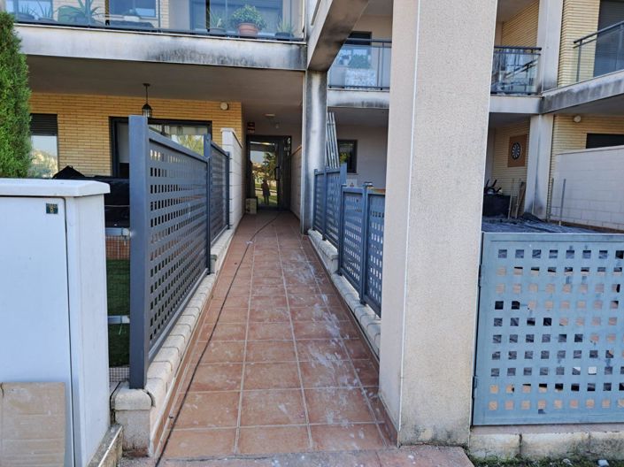 Image No.5-2 Bed Flat for sale