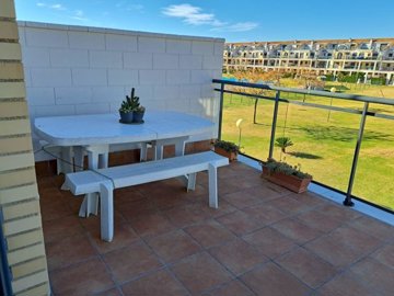 7342592015144251foto620629