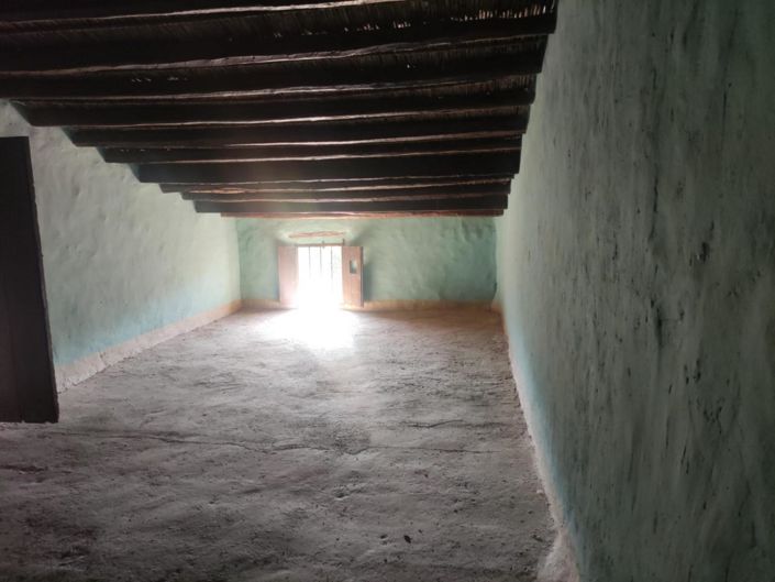 Image No.15-6 Bed Townhouse for sale