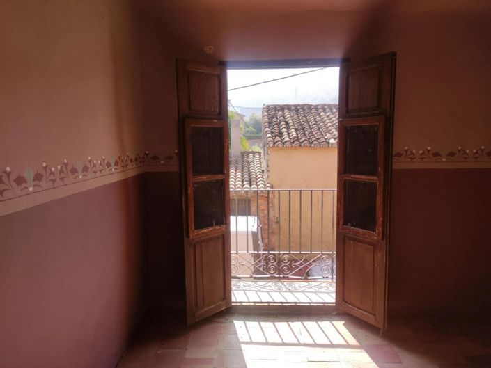 Image No.2-6 Bed Townhouse for sale