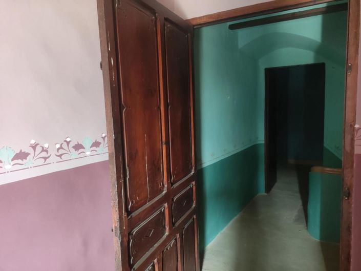 Image No.26-6 Bed Townhouse for sale