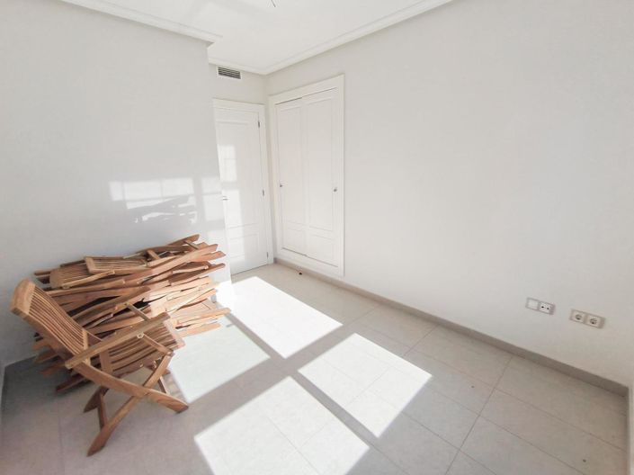 Image No.11-2 Bed Apartment for sale