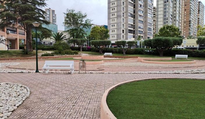 Image No.20-4 Bed Apartment for sale