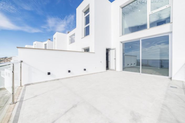 Image No.2-2 Bed Duplex for sale