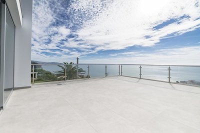 7342592015200449foto570367