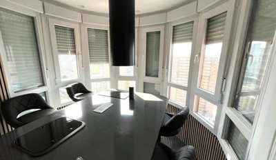 7342592015200440foto774711