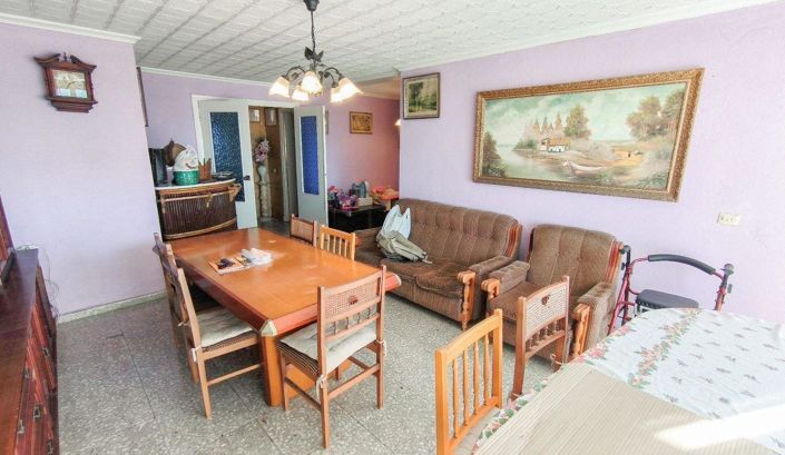 Image No.5-3 Bed Flat for sale