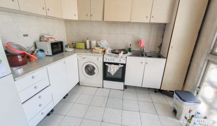 Image No.6-3 Bed Flat for sale