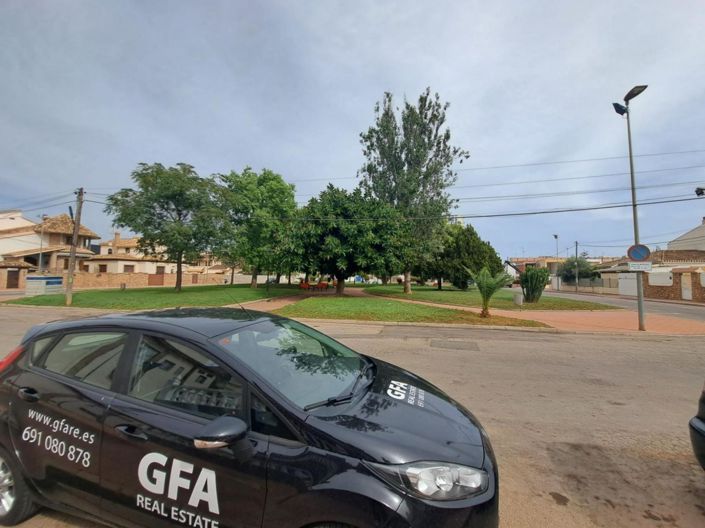 Image No.41-4 Bed Townhouse for sale