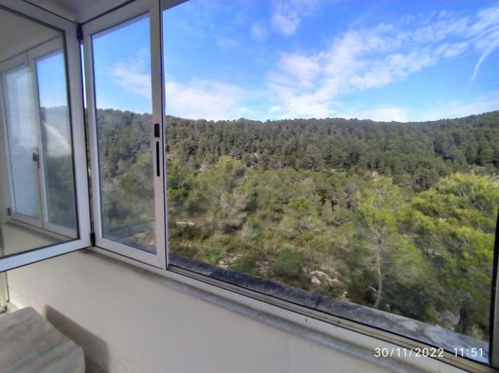 Image No.19-4 Bed Townhouse for sale