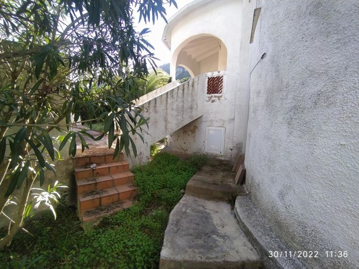 Image No.49-4 Bed Townhouse for sale