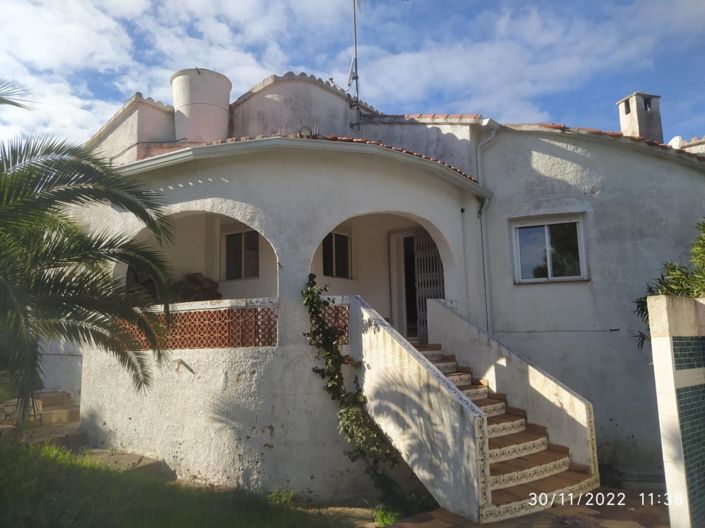 Image No.55-4 Bed Townhouse for sale