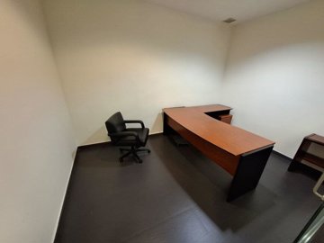 7342592015200304foto850155