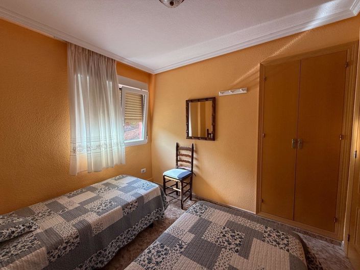 Image No.17-3 Bed Apartment for sale