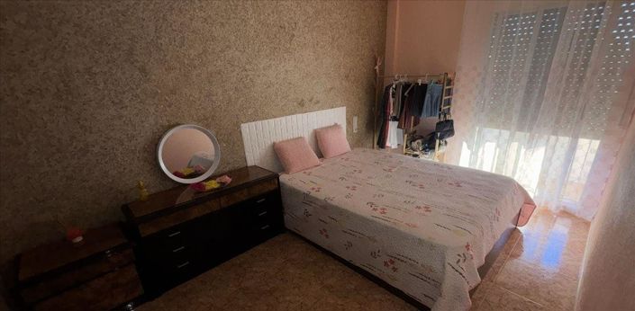 Image No.6-3 Bed Flat for sale