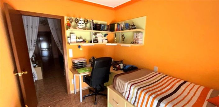 Image No.8-3 Bed Flat for sale