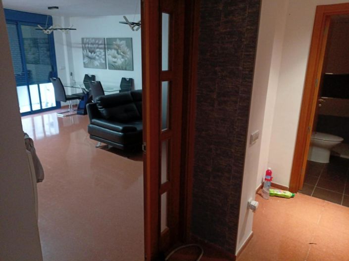 Image No.12-3 Bed Flat for sale