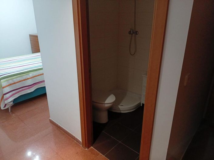 Image No.15-3 Bed Flat for sale