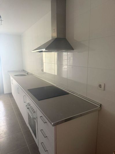 Image No.2-3 Bed Flat for sale