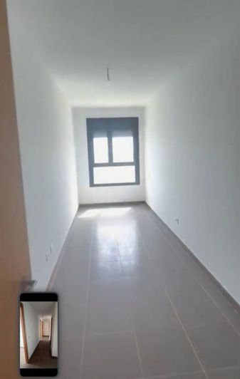 Image No.5-3 Bed Flat for sale