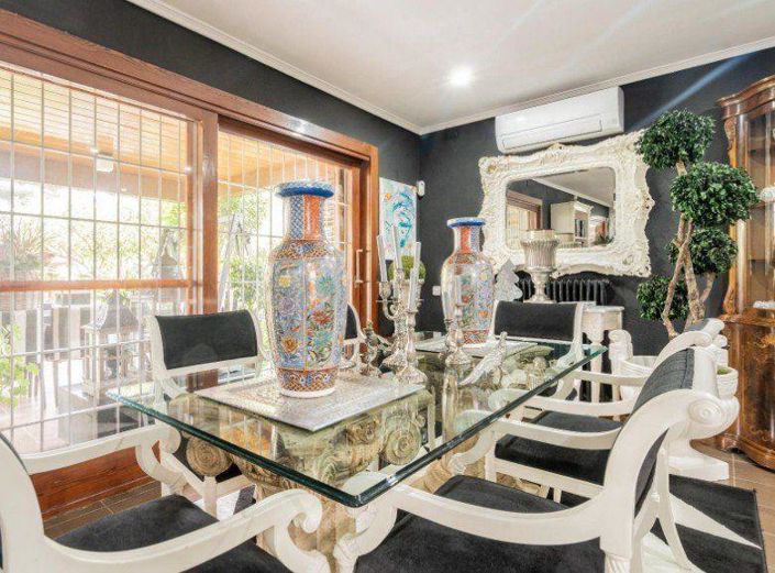 Image No.7-6 Bed Townhouse for sale