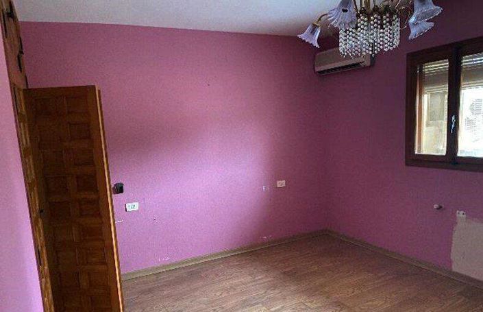 Image No.19-7 Bed Townhouse for sale
