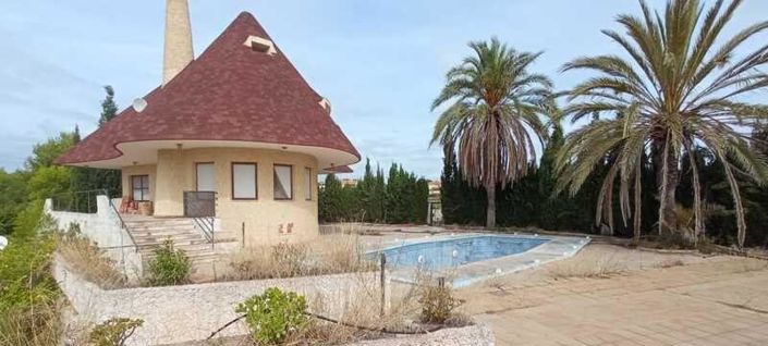 Image No.31-7 Bed Townhouse for sale