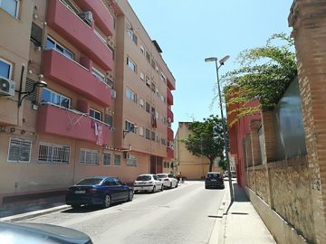 7342592015446344foto408893