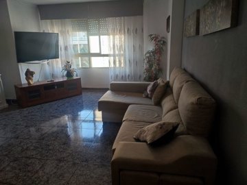 7342592015177885foto741103