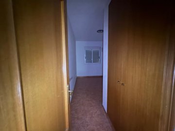 7342592015484406foto695075