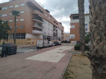 7342592015200482foto956609