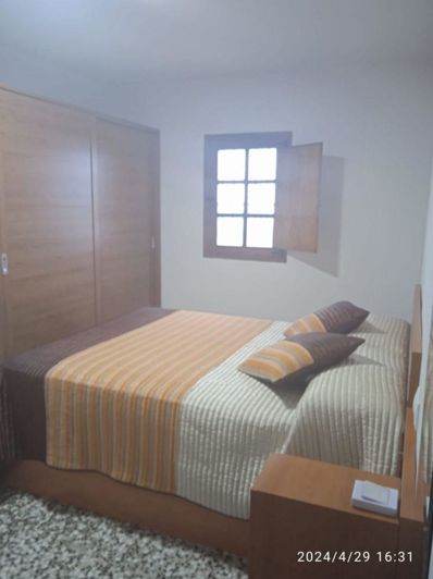Image No.16-4 Bed Townhouse for sale