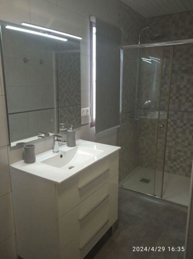 Image No.2-4 Bed Townhouse for sale