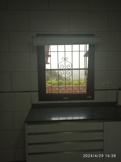 Image No.30-4 Bed Townhouse for sale