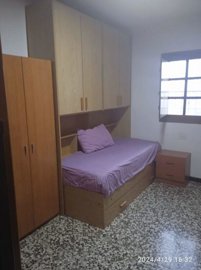 7342592015396672foto934127