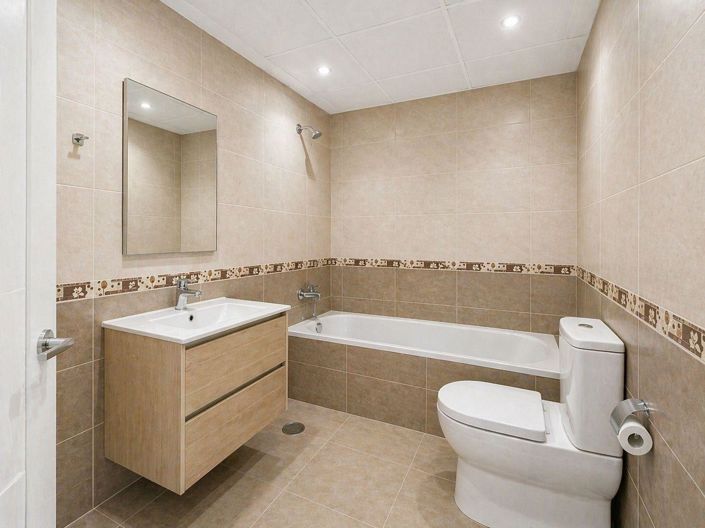 Image No.2-3 Bed Townhouse for sale
