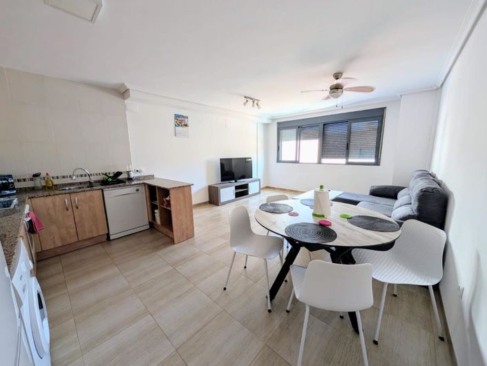 Image No.2-2 Bed Flat for sale