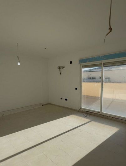 Image No.13-3 Bed Flat for sale