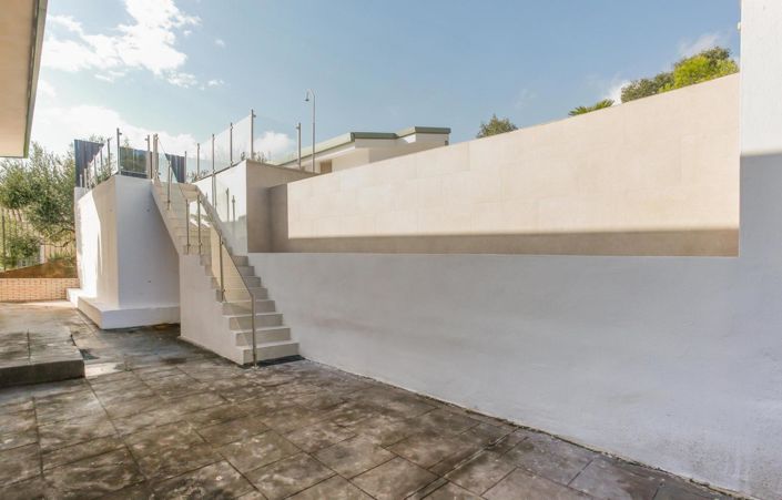 Image No.39-6 Bed Townhouse for sale