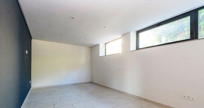 Image No.52-6 Bed Townhouse for sale