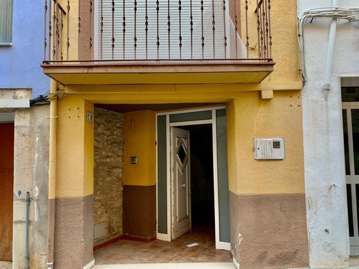 Image No.11-4 Bed Flat for sale