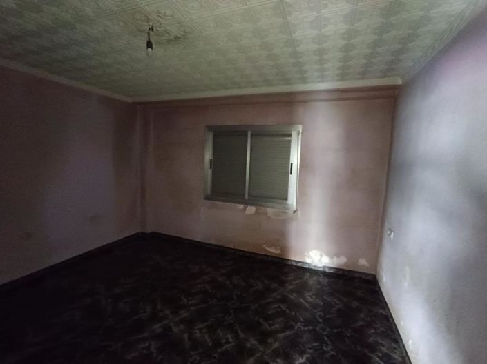 Image No.4-3 Bed Flat for sale