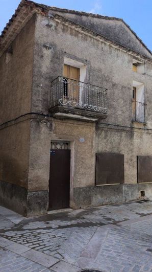 Image No.3-2 Bed Townhouse for sale