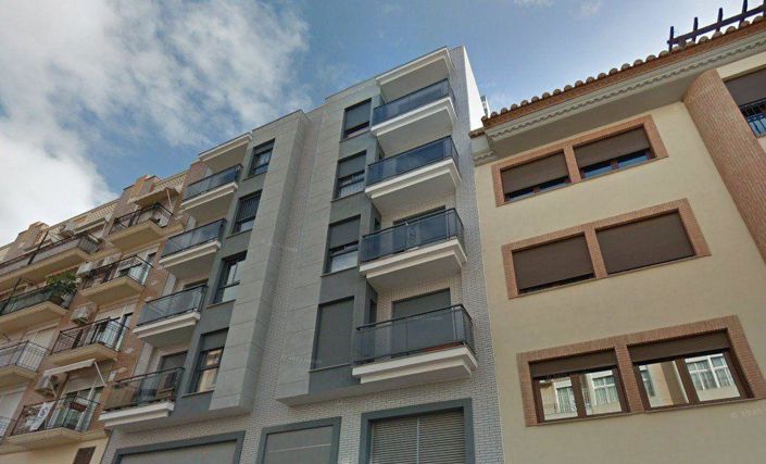 Image No.4-2 Bed Flat for sale