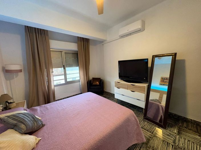 Image No.6-4 Bed Flat for sale