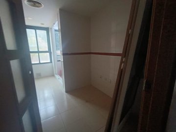7342592015520326foto614253