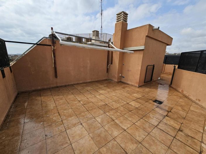 Image No.15-3 Bed Flat for sale