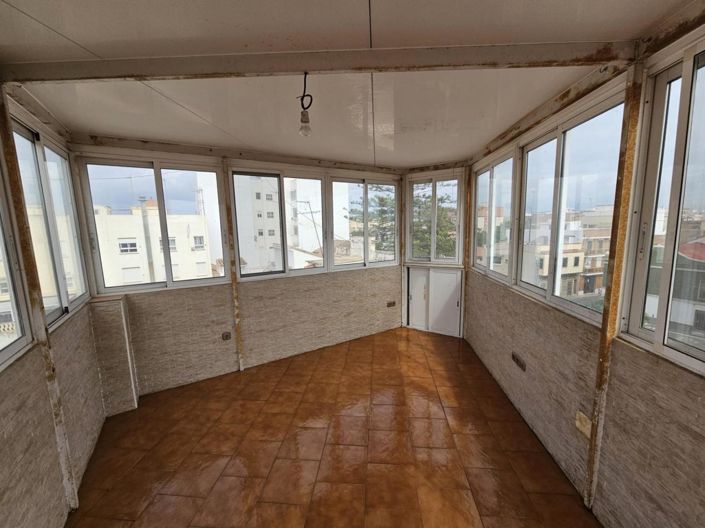 Image No.2-3 Bed Flat for sale