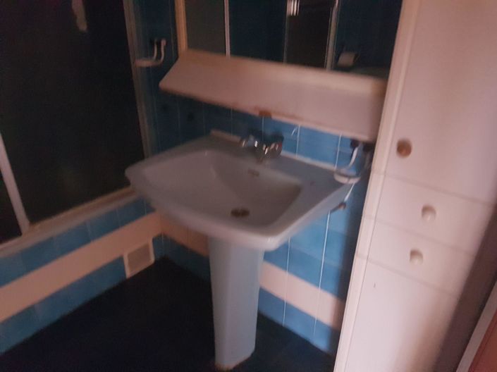 Image No.12-4 Bed Flat for sale