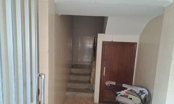 Image No.15-3 Bed Flat for sale